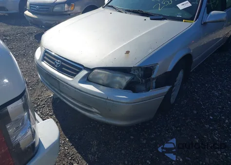 2001 Toyota Camry Ce из США, поврежденный, VIN 4T1BG22K11U846190